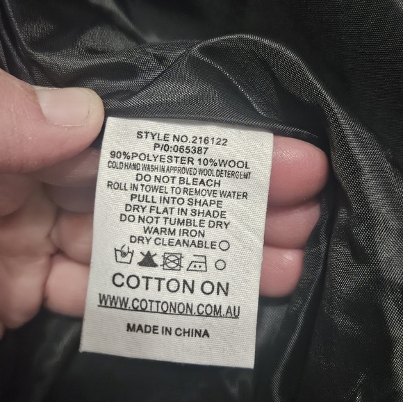 Cotton On zipper closed jacket with hood in Woman's Size M in Grey. - Picture 13 of 13